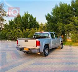 GMC Sierra